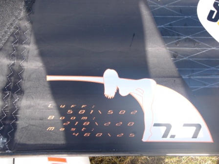 Ming's woman - work out the logo for yourself Ming's woman - work out the logo for yourself